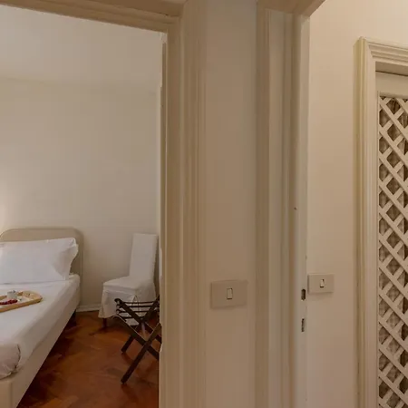 Seta Spacious Next To The Duomo * Firenze
