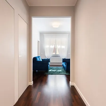 Ponte Vecchio Deluxe Apartment