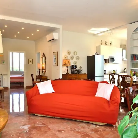 Roommo Monte Oliveto Apartment *