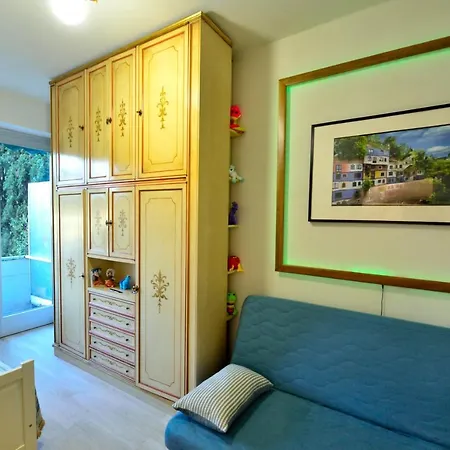 Roommo Monte Oliveto Apartment *