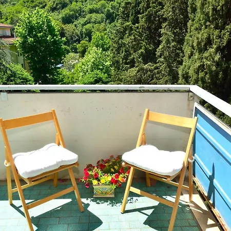 Roommo Monte Oliveto Apartment *