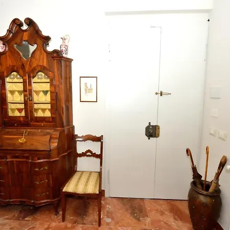 Roommo Monte Oliveto Apartment *