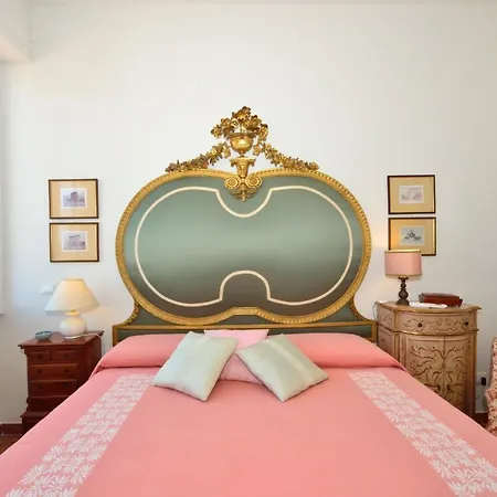 Roommo Monte Oliveto Florence
