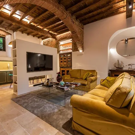 Apartment La Bottega Del Ferro By Mmega Florence