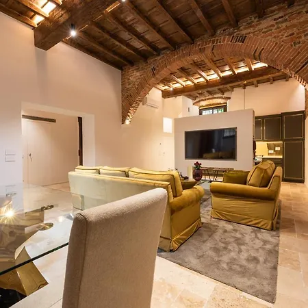 La Bottega Del Ferro By Mmega Apartment *
