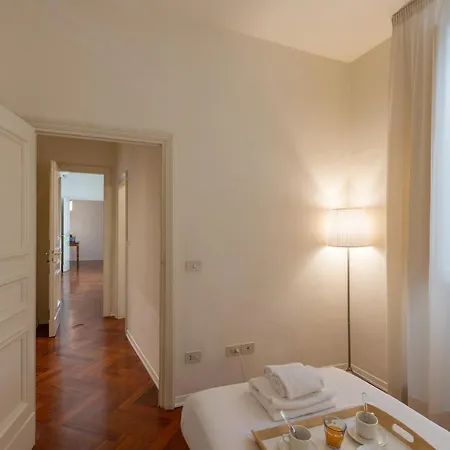 Apartment Seta Spacious Next To The Duomo *