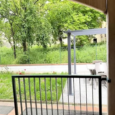 Bella Garden House - Private Garden In *