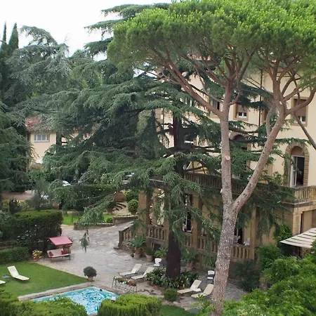 Park Palace Ξενοδοχείο 4*