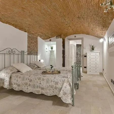 Apartment Vignolosa House