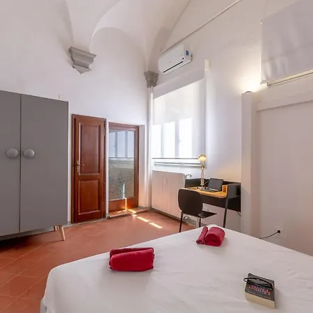 Ground Floor With Patio-ghibellina 65 *