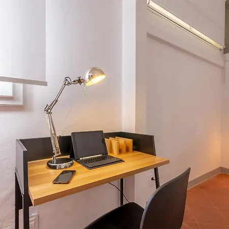 Ground Floor With Patio-ghibellina 65 *