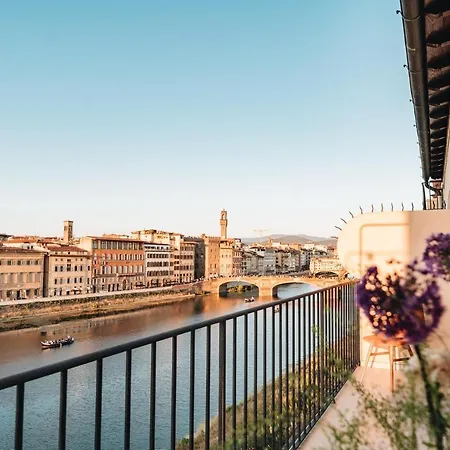 La Terrazza Sull'arno Apartment