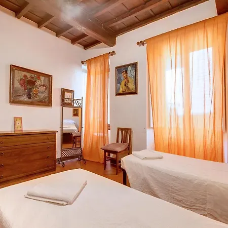 Santa Elisabetta 5 Apartment