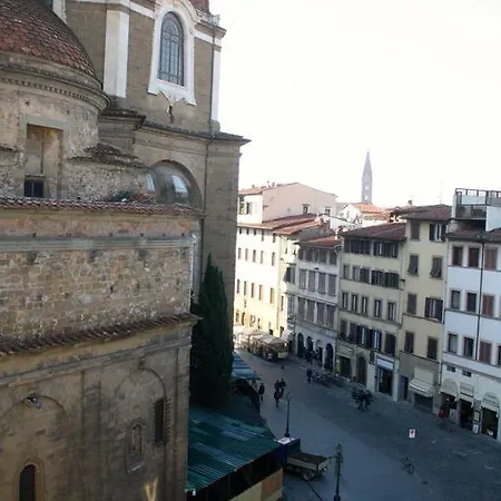 Acacia Cumino-cannella-curry Apartment Florence