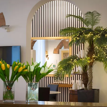 Hotel De La Pace, Sure Collection By Western Firenze