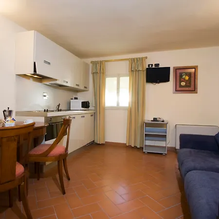 Aparthotel Palazzo Gamba Al Duomo 4*
