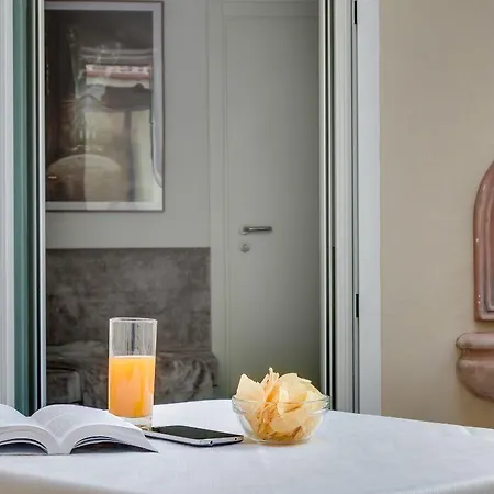 Rivoli Boutique 4*