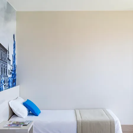 City Center 3*