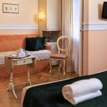Carlotta Hotel 4*