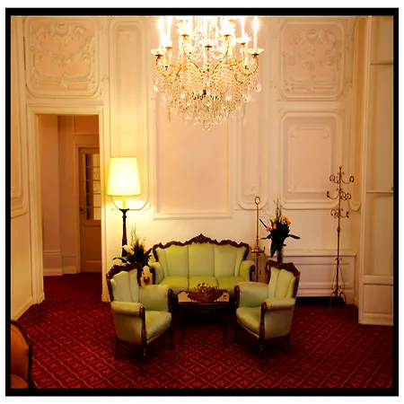 Carlotta Hotel 4*