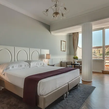 Hotel Plaza Lucchesi 4*