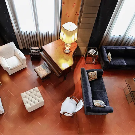 Otel Kraft 4*