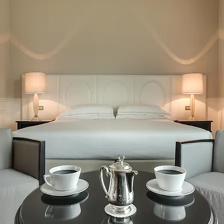 Plaza Lucchesi Hotel 4*