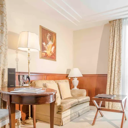 Golden Tower & Hotel 5*
