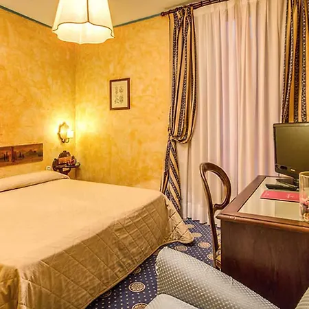 Hotell Croce Di Malta Florens
