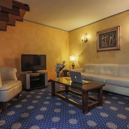 Hotel Croce Di Malta