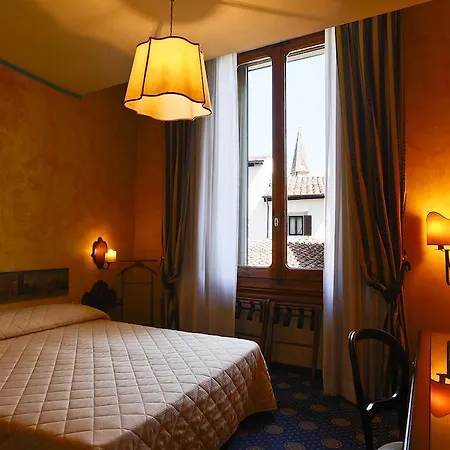 Hotell Croce Di Malta