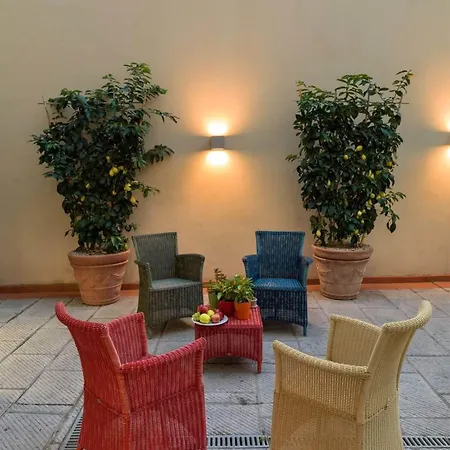 Aparthotel Popartment 3*