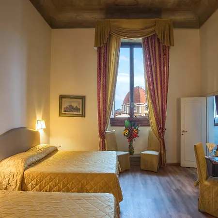 Ξενοδοχείο Paris 3*