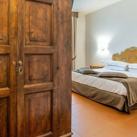 Machiavelli Palace Hotel 3*