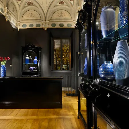 Garibaldi Blu 4* Florence