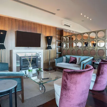Hilton Metropole Hotel