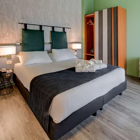 Hotel Western Chc