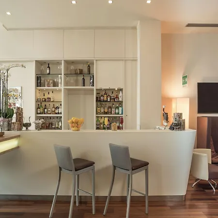 Hilton Metropole Hotel 4*