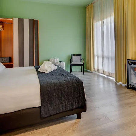 Hotel Western Chc 4*