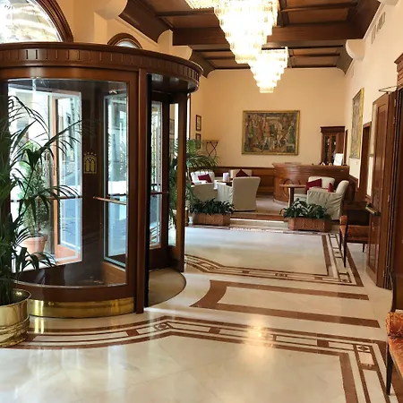 Pierre Hotel Florencia