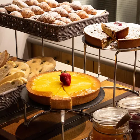 Starhotels Tuscany