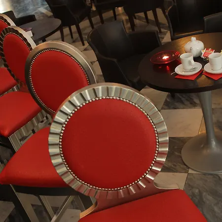 Borghese Palace Art מלון 4*