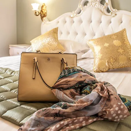 Royal 4* Florence