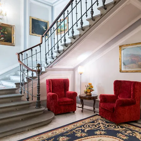 Royal Hotel 4*