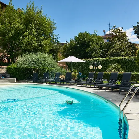 Royal 4* Florence