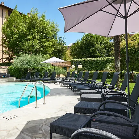 Royal 4* Florence