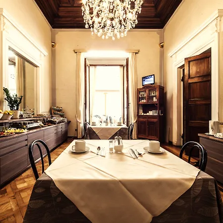 Royal 4* Florence