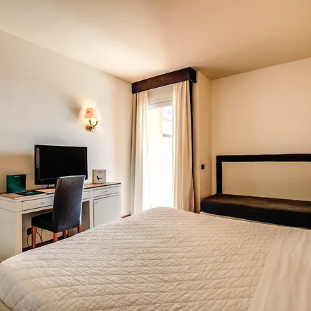 Demidoff Country Hotel
