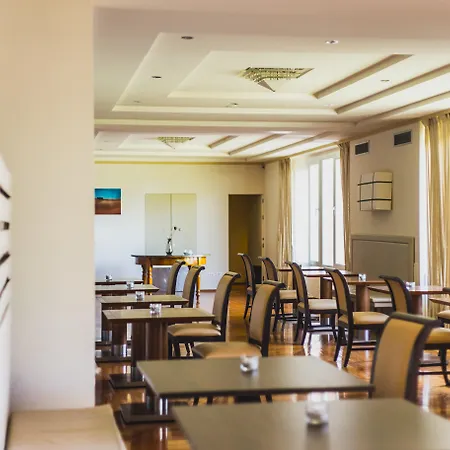 Hotel Demidoff Country 4*