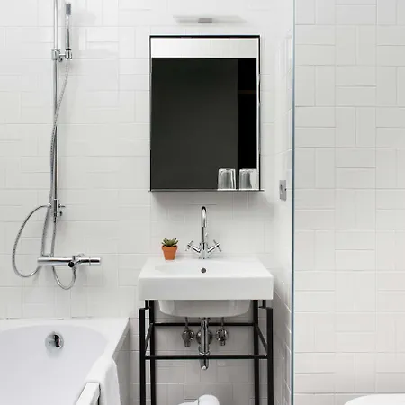 Hotel C-hotels Joy 4*
